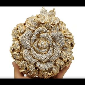 Stunning Gold Rose Chrystal clutch purse